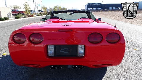 2004 Chevrolet Corvette image 34