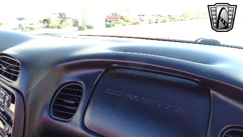 2004 Chevrolet Corvette image 68