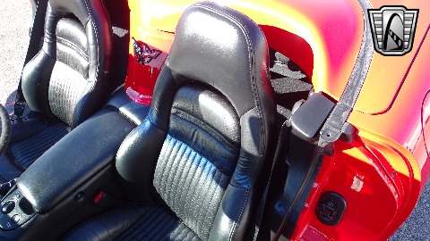 2004 Chevrolet Corvette image 71