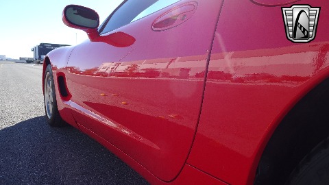 2004 Chevrolet Corvette image 49