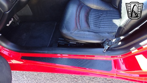 2004 Chevrolet Corvette image 77