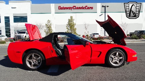 2004 Chevrolet Corvette image 131