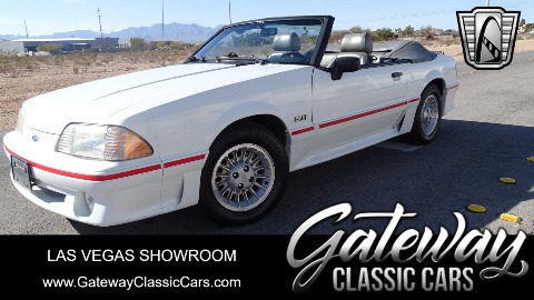 1989 Ford Mustang image 1