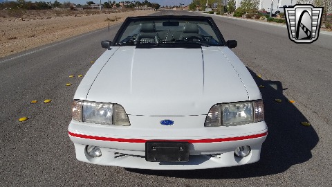 1989 Ford Mustang image 4