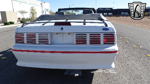 1989 Ford Mustang image 34