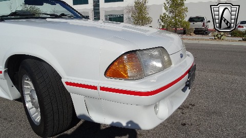 1989 Ford Mustang image 39