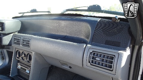 1989 Ford Mustang image 68