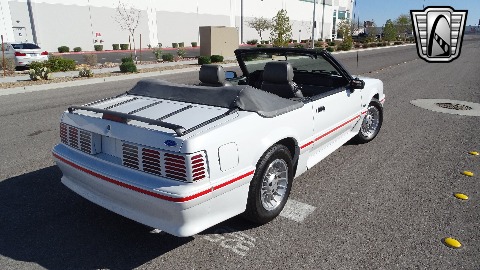 1989 Ford Mustang image 19