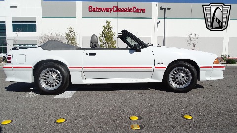 1989 Ford Mustang image 21