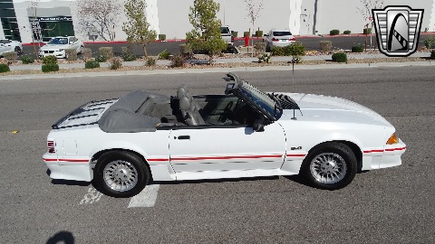 1989 Ford Mustang image 23
