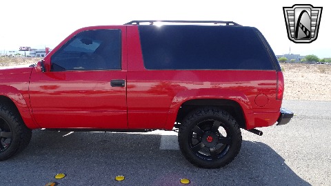 1997 Chevrolet Tahoe image 32