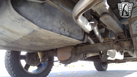 1997 Chevrolet Tahoe image 136