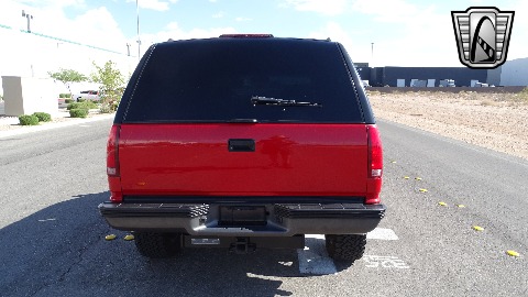 1997 Chevrolet Tahoe image 34