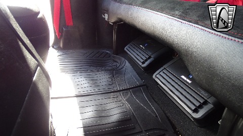 1997 Chevrolet Tahoe image 89