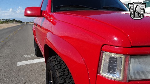 1997 Chevrolet Tahoe image 40