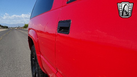 1997 Chevrolet Tahoe image 42