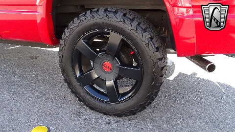 1997 Chevrolet Tahoe image 120