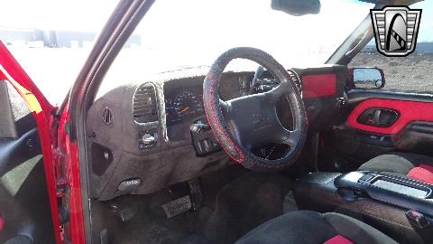 1997 Chevrolet Tahoe image 69