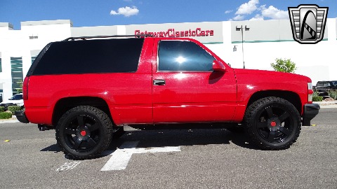 1997 Chevrolet Tahoe image 21