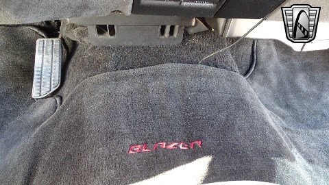 1997 Chevrolet Tahoe image 99