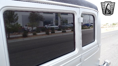 1928 Oldsmobile Sedan image 64