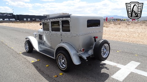1928 Oldsmobile Sedan image 13