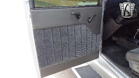 1928 Oldsmobile Sedan image 91