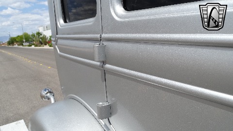 1928 Oldsmobile Sedan image 44