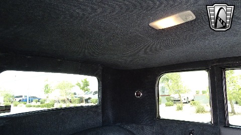 1928 Oldsmobile Sedan image 100