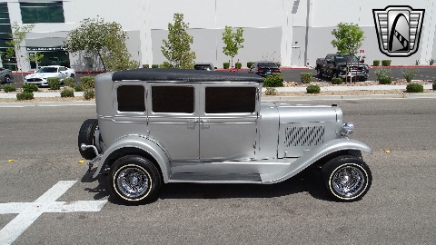 1928 Oldsmobile Sedan image 23