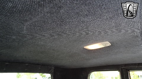 1928 Oldsmobile Sedan image 101