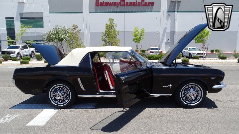 1965 Ford Mustang image 135