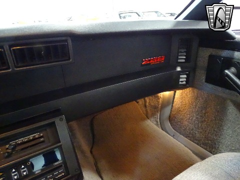 1989 Chevrolet Camaro image 82
