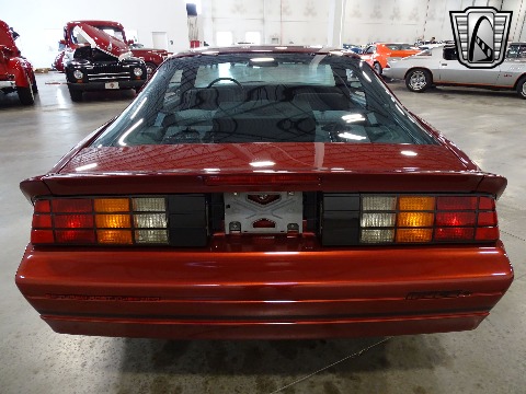 1989 Chevrolet Camaro image 16