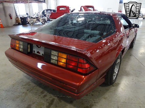 1989 Chevrolet Camaro image 19