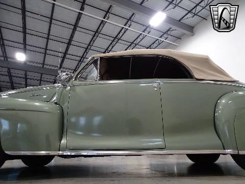1947 Lincoln Convertible image 29