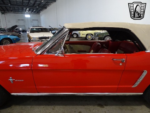 1965 Ford Mustang image 31