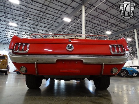 1965 Ford Mustang image 18