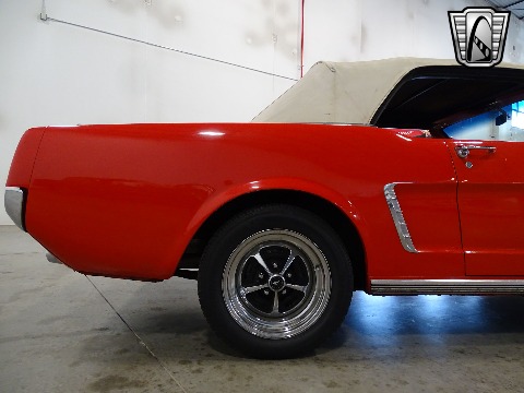 1965 Ford Mustang image 44