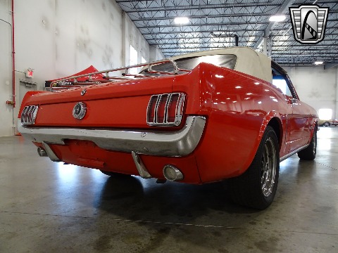 1965 Ford Mustang image 20