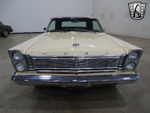 1965 Ford Galaxie image 3