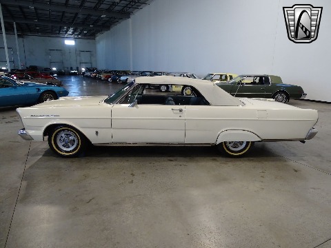 1965 Ford Galaxie image 9