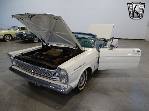 1965 Ford Galaxie image 62