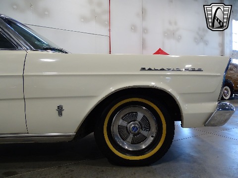 1965 Ford Galaxie image 37