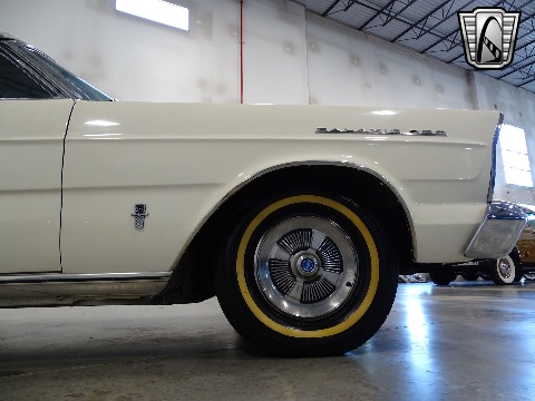 1965 Ford Galaxie image 38