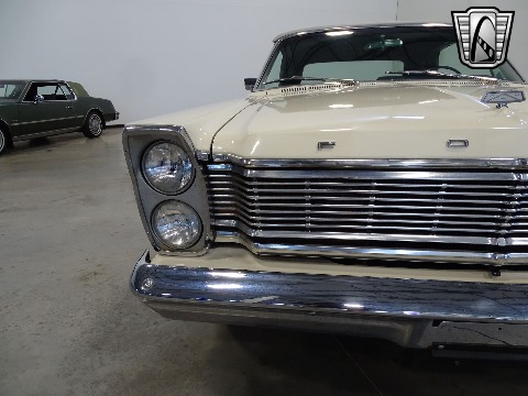 1965 Ford Galaxie image 46