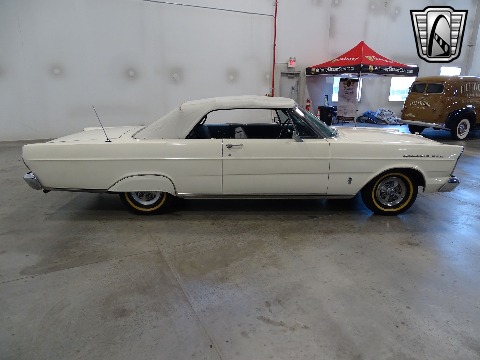 1965 Ford Galaxie image 21