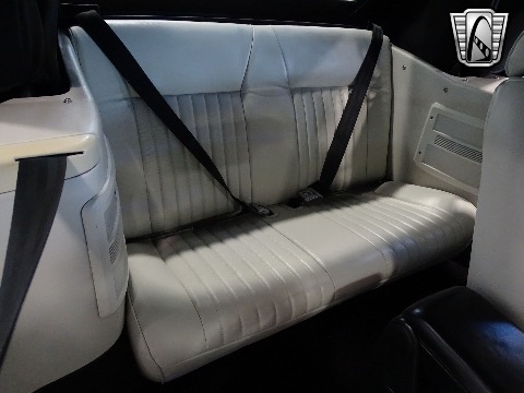 1993 Ford Mustang image 84