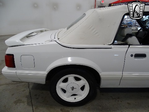 1993 Ford Mustang image 42