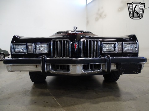 1977 Pontiac Grand Prix image 5